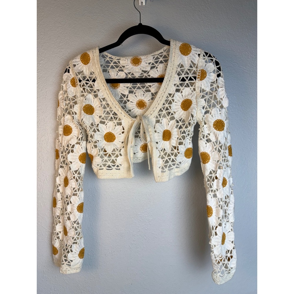 Crochet Daisy Cardigan Small White yellow Cropped Tie Front Boho Retro Fairy